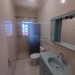 Casa com 240m², 3 dormitórios, 1 vaga, no bairro Rio Branco em Caxias do Sul para Comprar