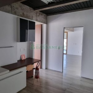Sala com 180m², no bairro Centro em Caxias do Sul para Alugar