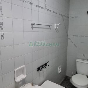 Sala com 180m², no bairro Centro em Caxias do Sul para Alugar