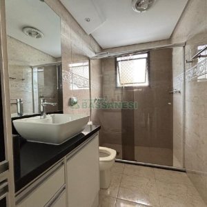 Apartamento com 230m², 3 dormitórios, 2 vagas, no bairro Santa Catarina em Caxias do Sul para Alugar