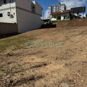 Terreno, no bairro Sanvitto em Caxias do Sul para Comprar