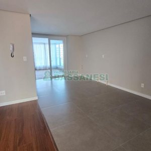 Apartamento com 178m², 3 dormitórios, 3 vagas, no bairro Centro em Caxias do Sul para Comprar