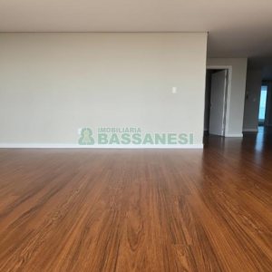 Apartamento com 178m², 3 dormitórios, 3 vagas, no bairro Centro em Caxias do Sul para Comprar