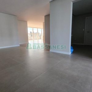Apartamento com 178m², 3 dormitórios, 3 vagas, no bairro Centro em Caxias do Sul para Comprar