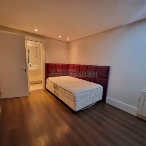 Apto Mobiliado com 196m², 3 dormitórios, 3 vagas, no bairro Exposição em Caxias do Sul para Alugar