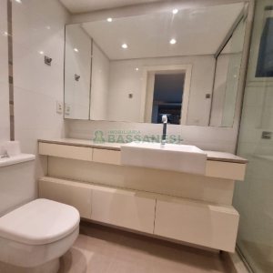 Apto Mobiliado com 196m², 3 dormitórios, 3 vagas, no bairro Exposição em Caxias do Sul para Alugar