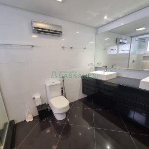 Apto Mobiliado com 196m², 3 dormitórios, 3 vagas, no bairro Exposição em Caxias do Sul para Alugar