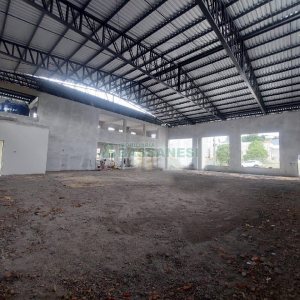 Pavilhão com 650m², 6 vagas, no bairro Jardim das Hortências em Caxias do Sul para Alugar