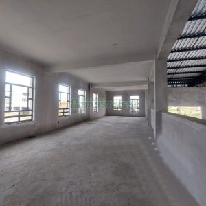 Pavilhão com 650m², 6 vagas, no bairro Jardim das Hortências em Caxias do Sul para Alugar