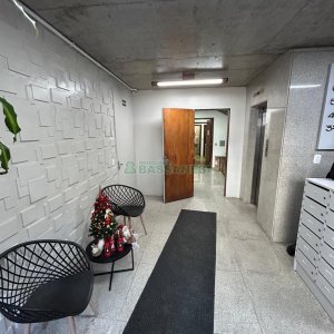 Sala com 250m², no bairro Centro em Caxias do Sul para Alugar