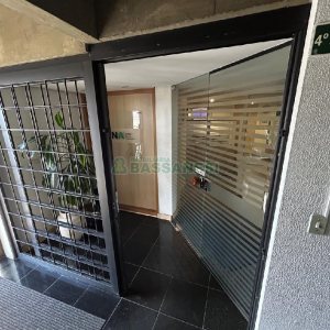 Sala com 250m², no bairro Centro em Caxias do Sul para Alugar