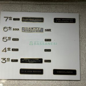 Sala com 250m², no bairro Centro em Caxias do Sul para Alugar