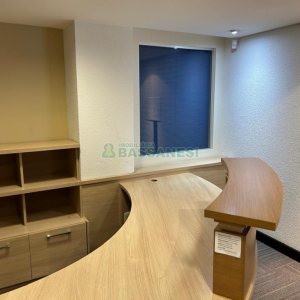 Sala com 250m², no bairro Centro em Caxias do Sul para Alugar