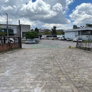 Pavilhão com 430m², no bairro Interlagos em Caxias do Sul para Alugar