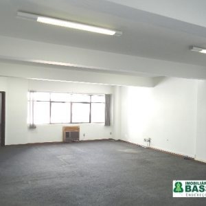 Sala com 71m², 1 vaga, no bairro Centro em Caxias do Sul para Comprar