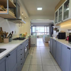 Apartamento com 110m², 3 dormitórios, 2 vagas, no bairro Lourdes em Caxias do Sul para Comprar