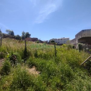 Terreno com 540m², no bairro Charqueadas em Caxias do Sul para Comprar