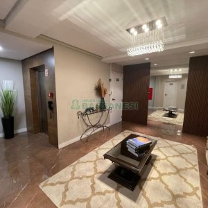 Apartamento com 65m², 2 dormitórios, 1 vaga, no bairro Lourdes em Caxias do Sul para Comprar