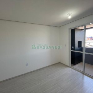 Apartamento com 65m², 2 dormitórios, 1 vaga, no bairro Lourdes em Caxias do Sul para Comprar