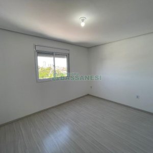 Apartamento com 65m², 2 dormitórios, 1 vaga, no bairro Lourdes em Caxias do Sul para Comprar
