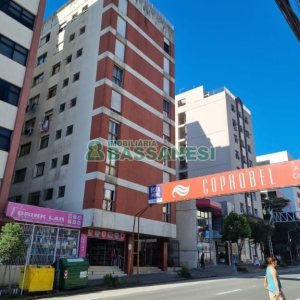 Apartamento com 150m², 4 dormitórios, 1 vaga, no bairro Centro em Caxias do Sul para Comprar