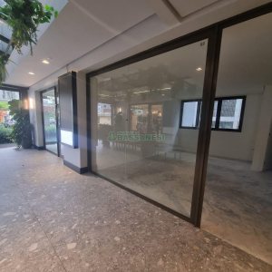 Loja com 35m², no bairro Exposição em Caxias do Sul para Alugar