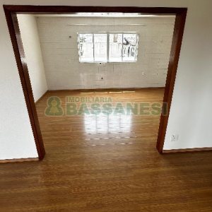 Apartamento com 190m², 3 dormitórios, 2 vagas, no bairro Cruzeiro em Caxias do Sul para Alugar