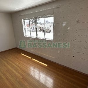 Apartamento com 190m², 3 dormitórios, 2 vagas, no bairro Cruzeiro em Caxias do Sul para Alugar