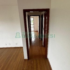 Apartamento com 190m², 3 dormitórios, 2 vagas, no bairro Cruzeiro em Caxias do Sul para Alugar