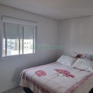 Apartamento com 48m², 2 dormitórios, 1 vaga, no bairro Nossa Senhora da Saúde em Caxias do Sul para Comprar