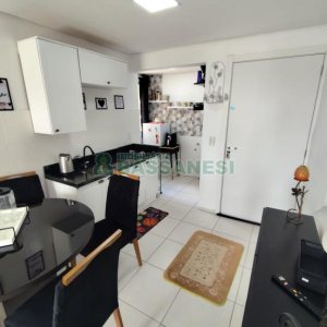 Apartamento com 48m², 2 dormitórios, 1 vaga, no bairro Vinhedos em Caxias do Sul para Alugar ou Comprar