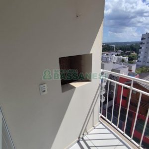Apartamento com 48m², 2 dormitórios, 1 vaga, no bairro Vinhedos em Caxias do Sul para Alugar ou Comprar