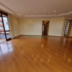 Apartamento com 307m², 4 dormitórios, 3 vagas, no bairro Cristo Redentor em Caxias do Sul para Alugar