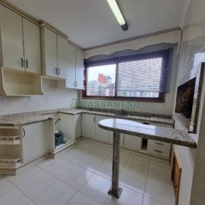 Apartamento com 307m², 4 dormitórios, 3 vagas, no bairro Cristo Redentor em Caxias do Sul para Alugar