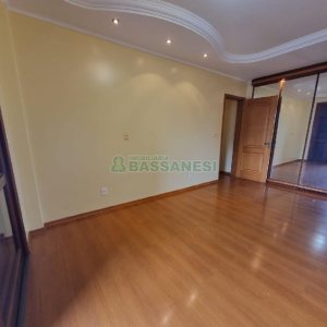 Apartamento com 307m², 4 dormitórios, 3 vagas, no bairro Cristo Redentor em Caxias do Sul para Alugar
