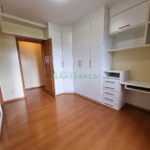 Apartamento com 307m², 4 dormitórios, 3 vagas, no bairro Cristo Redentor em Caxias do Sul para Alugar