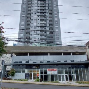 Apto Mobiliado com 35m², 1 dormitório, 1 vaga, no bairro Lourdes em Caxias do Sul para Alugar