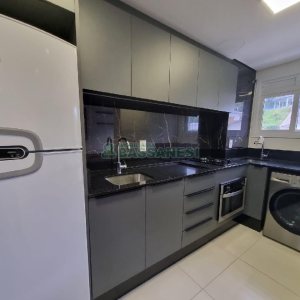 Apto Mobiliado com 35m², 1 dormitório, 1 vaga, no bairro Lourdes em Caxias do Sul para Alugar