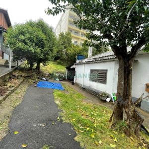 Terreno, no bairro Planalto em Caxias do Sul para Comprar