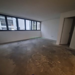 Loja com 35m², no bairro Exposição em Caxias do Sul para Alugar