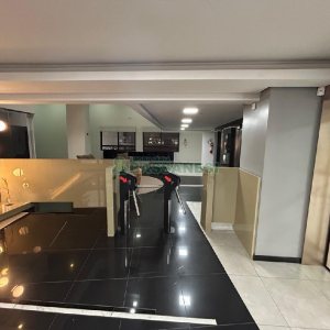 Sala Mobiliada com 160m², 5 vagas, no bairro Exposição em Caxias do Sul para Alugar