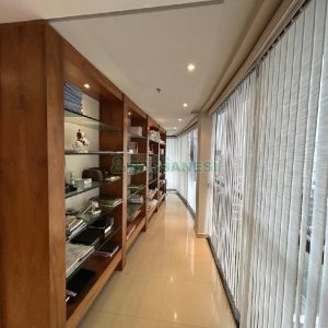 Sala Mobiliada com 160m², 5 vagas, no bairro Exposição em Caxias do Sul para Alugar