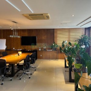 Sala Mobiliada com 160m², 5 vagas, no bairro Exposição em Caxias do Sul para Alugar