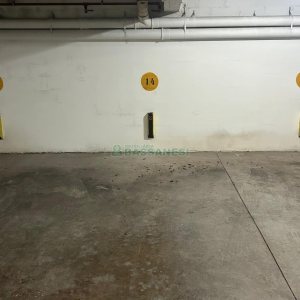 Sala Mobiliada com 160m², 5 vagas, no bairro Exposição em Caxias do Sul para Alugar