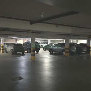 Sala Mobiliada com 160m², 5 vagas, no bairro Exposição em Caxias do Sul para Alugar