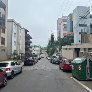 Sala Mobiliada com 160m², 5 vagas, no bairro Exposição em Caxias do Sul para Alugar