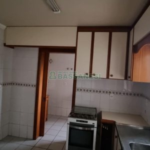 Apartamento com 92m², 2 dormitórios, 1 vaga, no bairro Santa Catarina em Caxias do Sul para Comprar