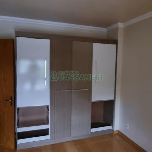 Apartamento com 92m², 2 dormitórios, 1 vaga, no bairro Santa Catarina em Caxias do Sul para Comprar