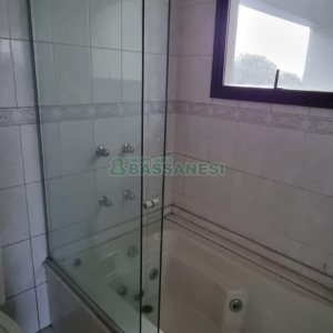Apartamento com 92m², 2 dormitórios, 1 vaga, no bairro Santa Catarina em Caxias do Sul para Comprar