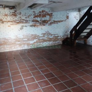 Casa com 176m², 2 dormitórios, 2 vagas, no bairro São José em Caxias do Sul para Comprar